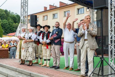 Korowód 56.Tygodnia Kultury Beskidzkie